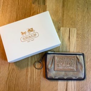 EUC Coach Poppy Vintage Card Holder / Mini Keychain Wallet